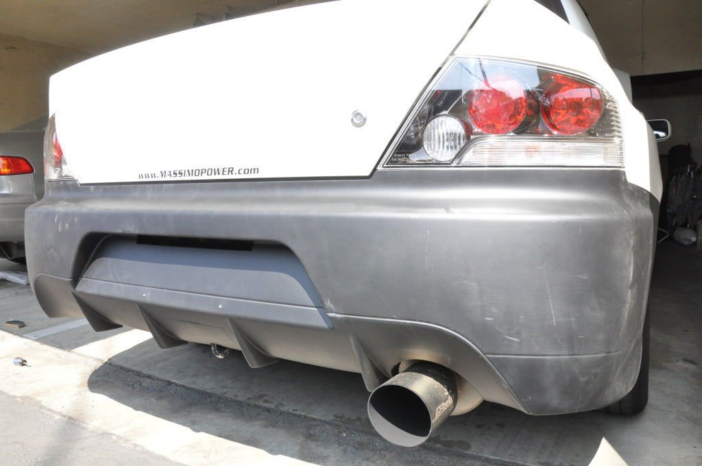 Rear view Mitsubishi Lancer Evolution 8 9 with aftermarket rear bumper diffuser exhaust fitment