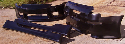 JSAI AERO Vertex style full body kit for Nissan 350Z Z33, unpainted FRP aero package including front bumper, side skirts, and rear bar for modified street and track builds.