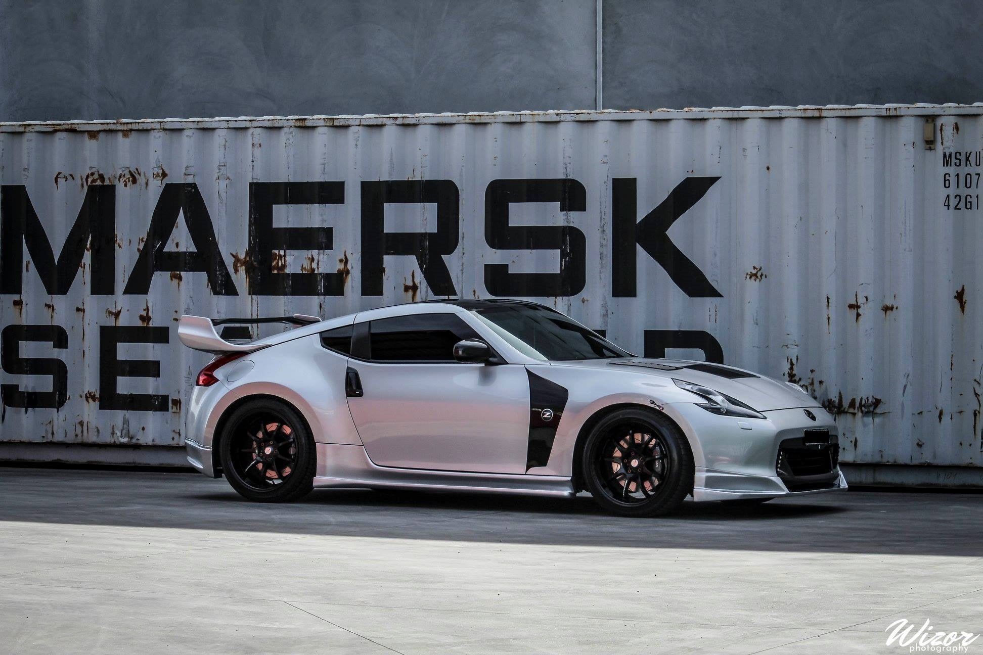 JSAI AERO SLR style side skirts for Nissan body kit, aggressive performance aero upgrade improving airflow, lower stance appearance, and street or track build styling.