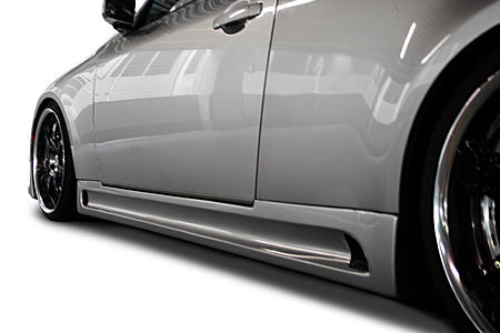 JSAI AERO Nissan V35 Skyline Weber Sports style side skirts body kit upgrade, designed to enhance side profile styling and aerodynamic performance.