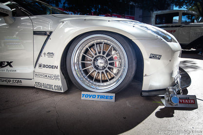 Widebody Nissan GT-R R35 front fender and splitter with JSAI Aero performance aero kit