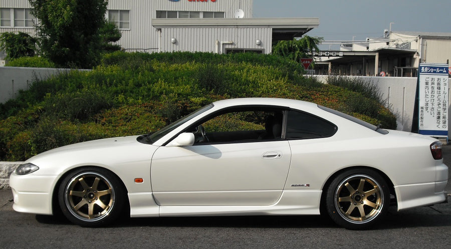 Nissan S15 Silvia aftermarket aero side skirts body kit