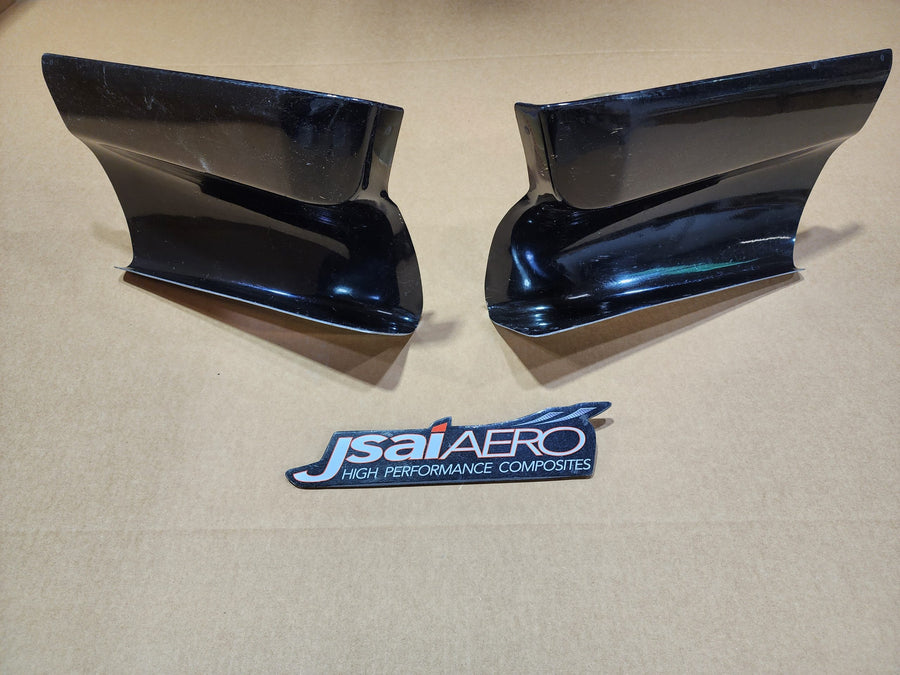 A pair of black rear diffuser mounts for R32 GTR, with the brand logo 'JSAI Aero' on the bottom right.