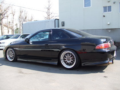 Vertex style side skirt Toyota Soarer black side skirt extension with mounting screws installed